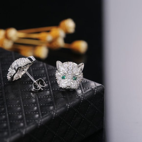 NEW Silver Emerald Diamond Panther Cat Earrings - Picture 7 of 10